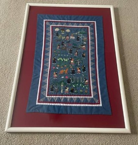 lot 273 image: Amazing Hmong Fine Art Textile Story Cloth - A