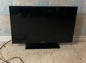 lot 276 image: Samsung 32 LED HDTV - UN32EH4003