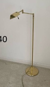 lot 281 image: Classic Brass Reading Floor Lamp