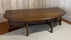 lot 264 image: Vintage Single-Side Drop Leaf Coffee Table