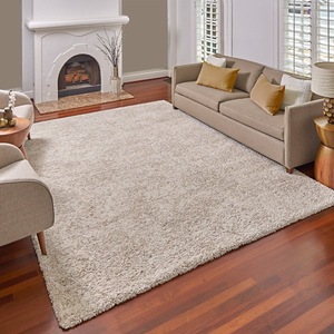 lot 5 image: TV Shag Cream Rug 9.5x13