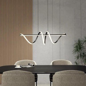 lot 9 image: Artika 36 Coda Pendant