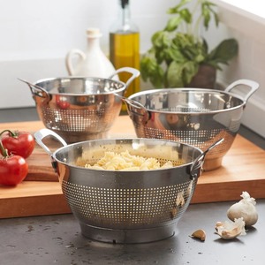 lot 46 image: 3 Piece Colander Set  188 Stainless Steel