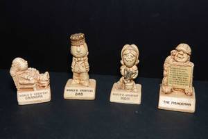lot 22 image: 1970s Paulas World Figurines - Set of Four
