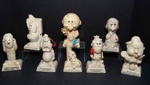 lot 23 image: Vintage 1970s Russ Berrie and Co. Figurines - 8 Pieces