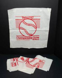 lot 26 image: Minnesota Twins Star Tribune Homer Hankies - 1991, 1987 and 2002 - Set of Four