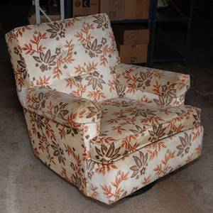 lot 74 image: Vintage Mid Century Rocking Swivel Chair