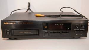 lot 85 image: RCA CD9300 Compact Disc Changer