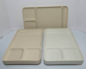 lot 109 image: Vintage Tupperware Divided Dinner Trays  Set of 7 (3 White, 4 Tan)