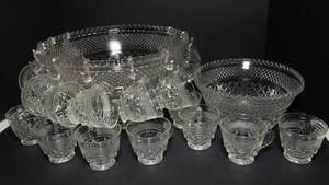 lot 112 image: Anchor Hocking Wexford Punch Set