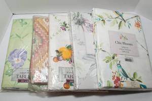 lot 174 image: Set of 5 Brand New Spillproof Vinyl Tablecloths  60 x 84 Oblong