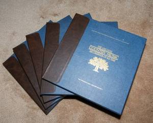 lot 219 image: The Franklin Mint Society - The Greatest Country Music Recordings of All Time (41-50)