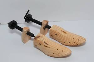 lot 201 image: Shoe Stretcher Set  Adjustable, Set of Two