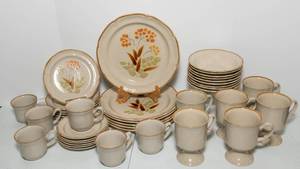 lot 234 image: Red Owl Stoneware Set of 6 - The Classics Created by Hearthside