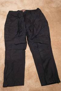 lot 293 image: Duluth Trading Company Pants  Size XXL, Possibly Waterproof or Wind-Resistant