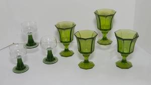 lot 324 image: Green Glassware - Set of Seven