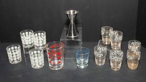 lot 327 image: Set of 12 Shot Glasses