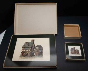 lot 389 image: David Winter Cottages Coasters (6) and Table Mats (6)