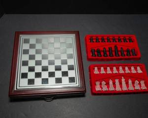 lot 391 image: Readers Digest Chess Set