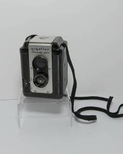 lot 415 image: Vintage Argoflex Seventy-five Film Camera by Argus