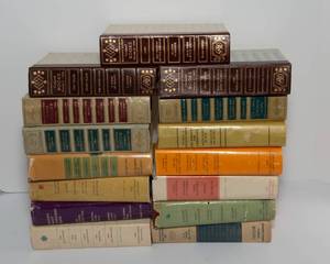 lot 442 image: Readers Digest Condensed Books from the 1950s and 1960s - 15 Books