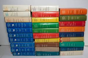 lot 434 image: Readers Digest Condensed Books and Todays Nonfiction from the 1970s and 1980s - 29 Books