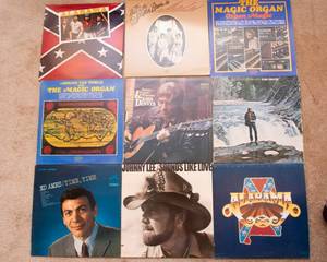 lot 487 image: Lot of 9 Vintage LP Vinyl Records  Various Artists & Genres - John Denver, Alabama, Johnny Lee