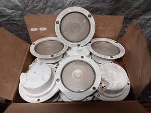 lot 7 image: Lot of 31 Used Round Industrial Ceiling Lights