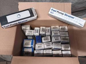 lot 32 image: Lot of 20 Fuel Pump Strainers for Various Models