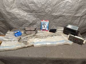 lot 37 image: Assorted Automotive Accessories and Parts