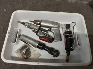 lot 73 image: Collection of Pneumatic Power Tools including Impact Wrench and Ratchet