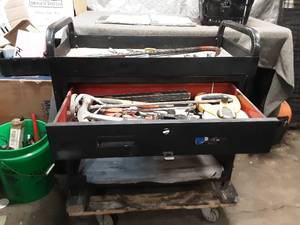 lot 75 image: Mobile Tool Cart with Assorted Hand Tools
