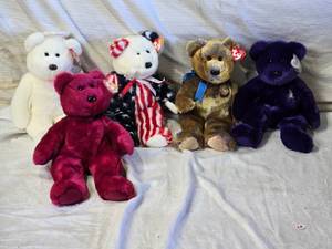 lot 78 image: Set of 5 Ty Beanie Babies Collection - Teddy, Halo, Spangle, Clubby III, Princess