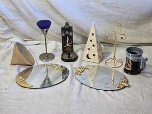lot 86 image: Assorted Decorative Home Decor Set with Mirrors and Candle Holders