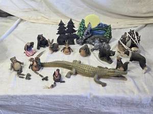 lot 102 image: Animal Figurines Including Gator, Wolves, Bears and More