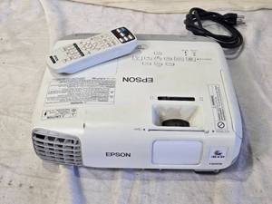 lot 112 image: Epson LCD Projector Model H428A with Remote - Powers On