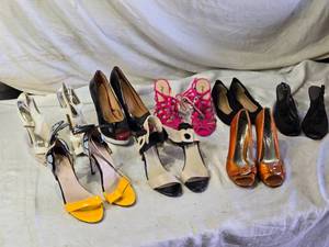 lot 135 image: Womens Fashion Heels and Sandals Mostly size 7 and 7.5