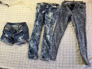 lot 204 image: Womens Jeans and a Pair of Distressed Denim Shorts - One Pair of Jeans is Size 7