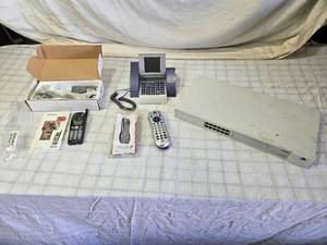 lot 221 image: Nokia 5170i New in Box, 3Com SuperStack II Hub, and More