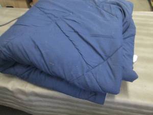 lot 55 image: 102x90 inch Comforter- needs cleani...