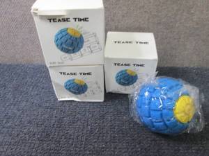 lot 96 image: 4 Tease Time Dog Toys...