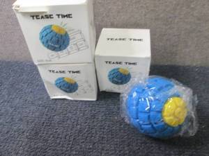 lot 98 image: 4 Tease Time Dog Toys...