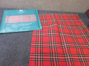 lot 112 image: 2- 2pks Christmas Pillow Covers 18x...