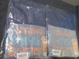 lot 139 image: 2 Small Super Soft Long Sleeve Tshi...
