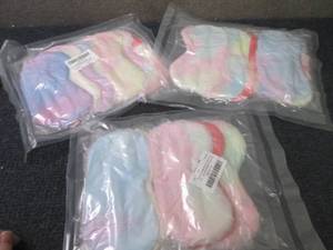 lot 142 image: 3 pks Plush Eye Masks...