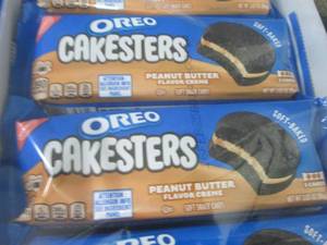 lot 310 image: 16- 3.03 oz Oreo Peanut Butter Cake...