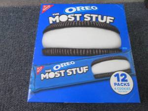 lot 323 image: 12- 4pks Oreo Most Stuf Best Date 3...