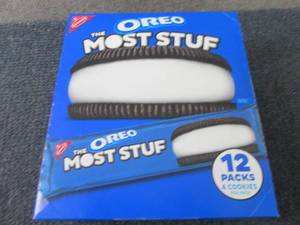 lot 325 image: 12- 4pks Oreo Most Stuf Best Date 3...