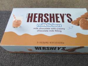 lot 359 image: 24- 1.4 oz Hersheys Milklicious...