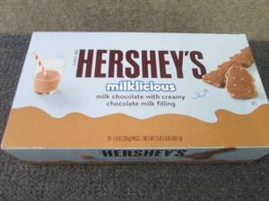 lot 361 image: 24- 1.4 oz Hersheys Milklicious...